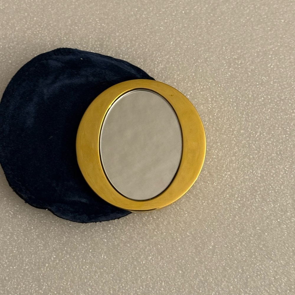 VTG 1980s Christian Dior Gold-Tone Vanity Pocket Mirror & Navy Velour Pouch - Picture 6 of 7
